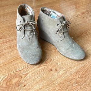 Toms wedge bootie desert tan. Like new. Only worn a handful of times.